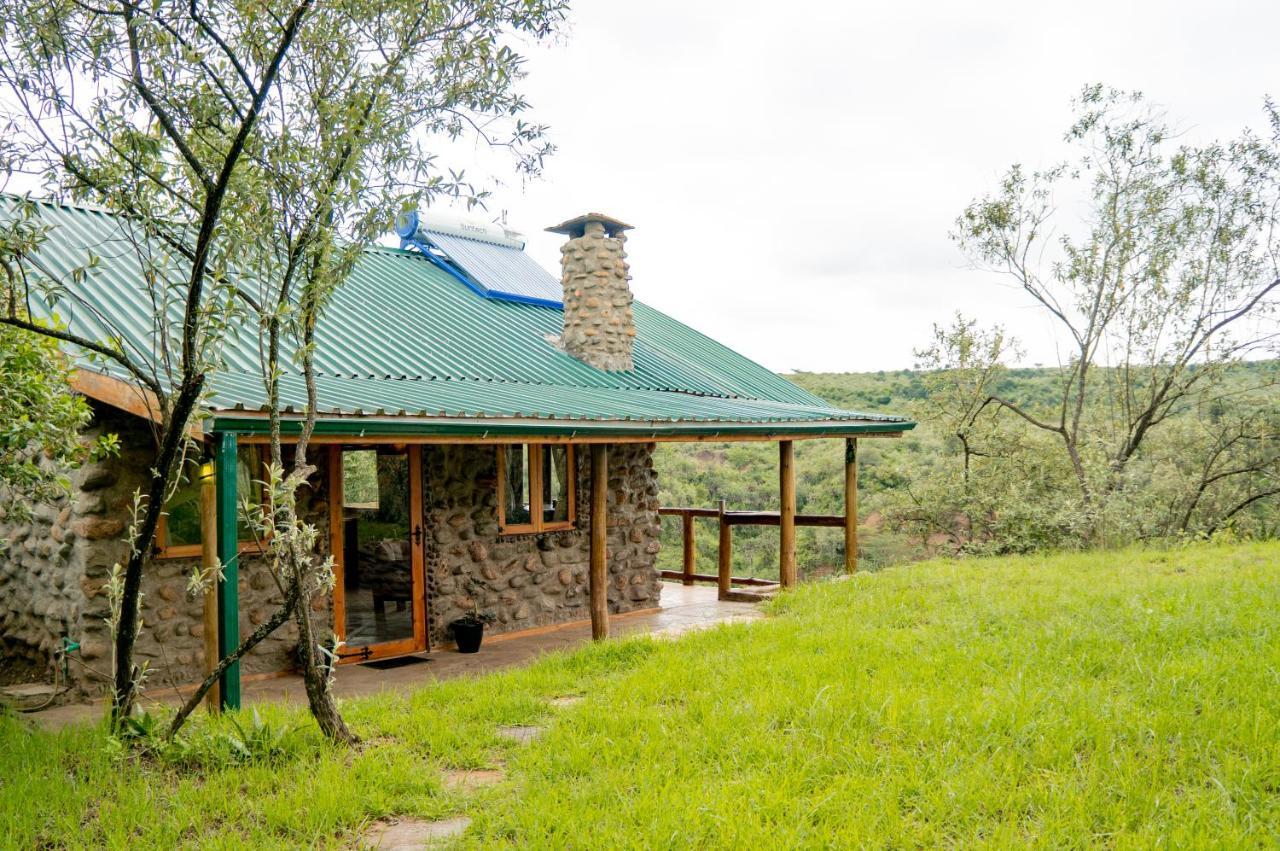 Honeymoon Hut * Naivasha